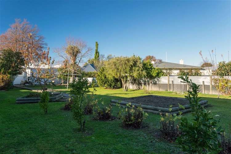 8 Muller Road Blenheim Central_11