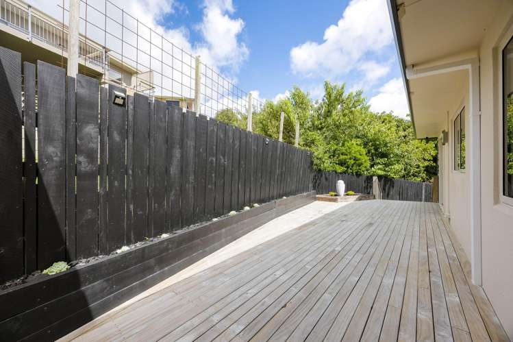 22 Whangaparaoa Road Red Beach_14