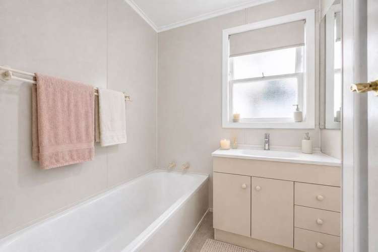 45 Rimu Street New Lynn_13