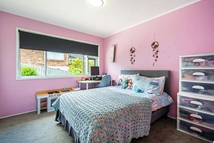 52 Ayton Drive Totara Vale_7