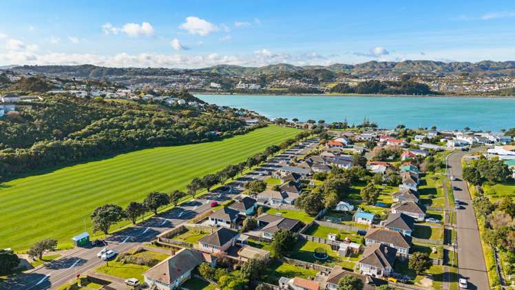 110 Main Road Titahi Bay_27