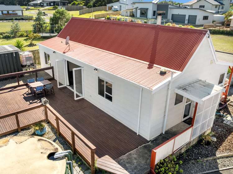 10 Taonui Street Waitarere Beach_30