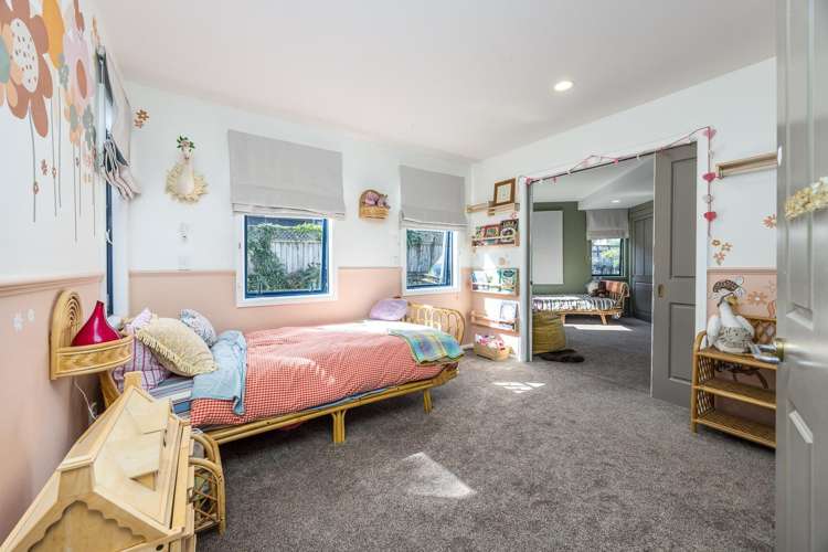 82 Hadfield Street Beach Haven_11