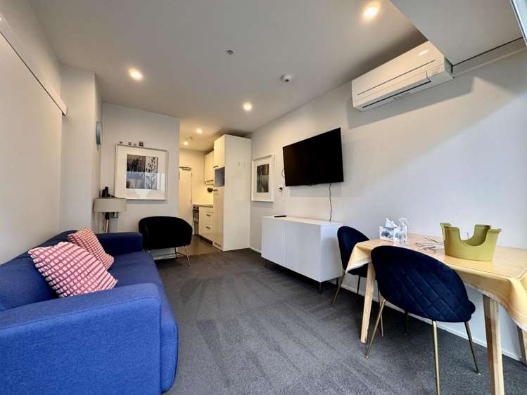 1202/6 Lorne Street 10015_2