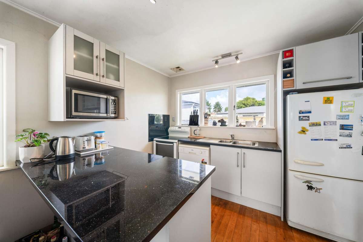 12 Maui Pomare Street_4