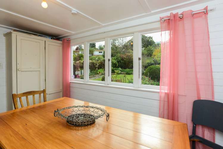 6 Waverley Street Waipawa_3