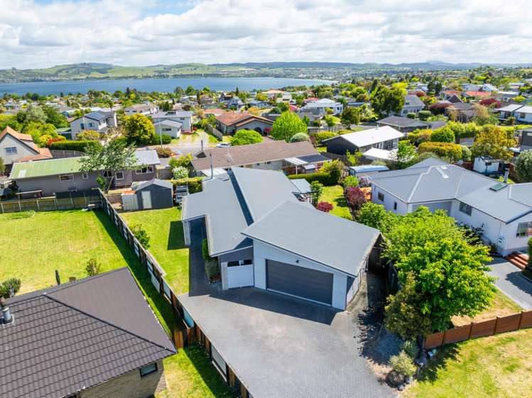 14 Brompton Close Richmond Heights_16