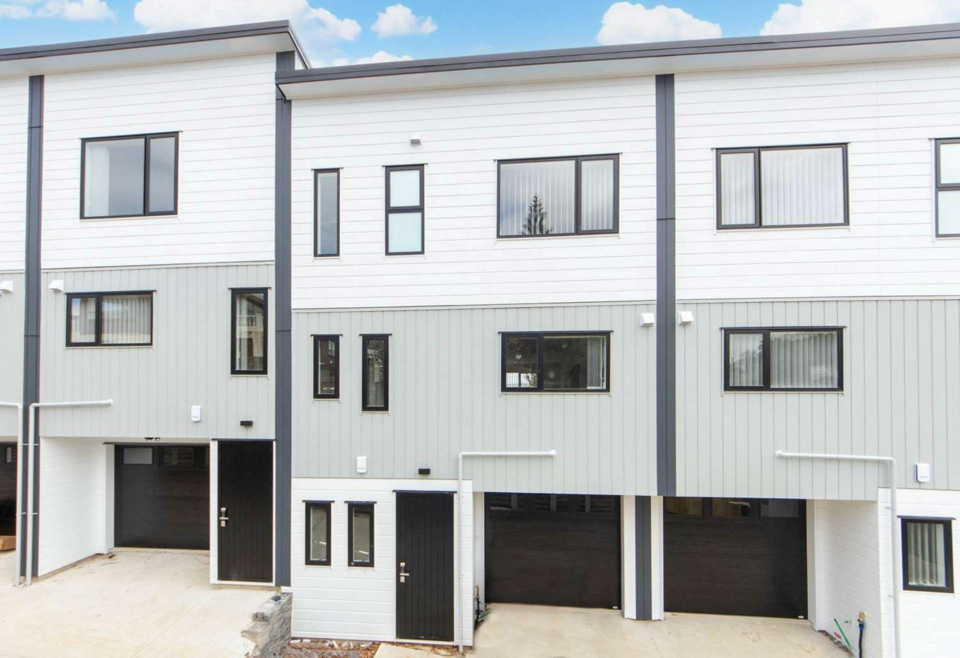 2/41 Marriott Road Pakuranga_0