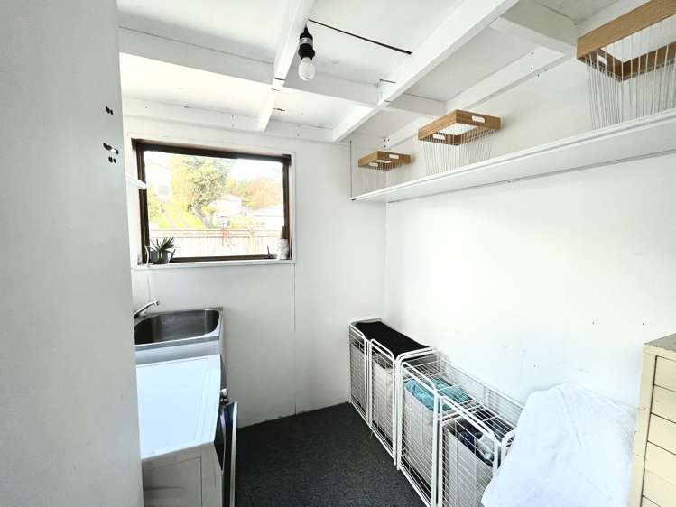 63b Westwood Street Bellevue_29