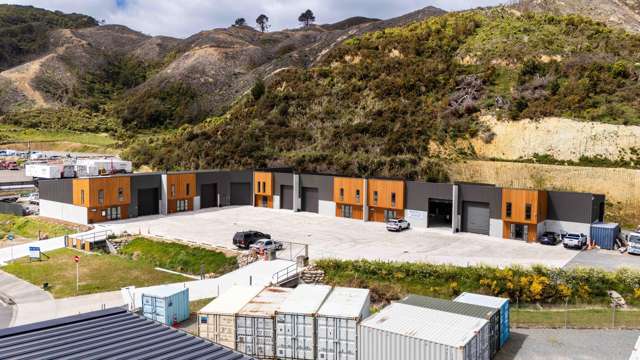 43-45 Thomas Neal Crescent Trentham_2