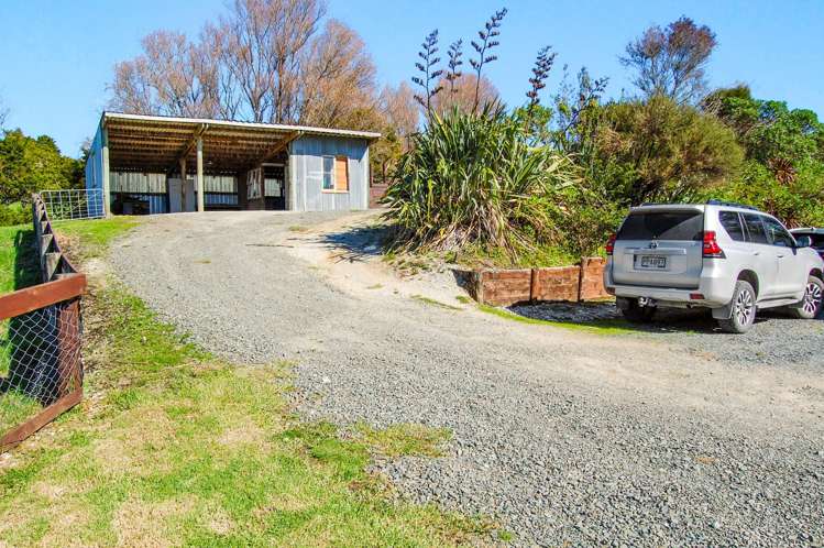 82 Settlement Road Kaiwaka_15