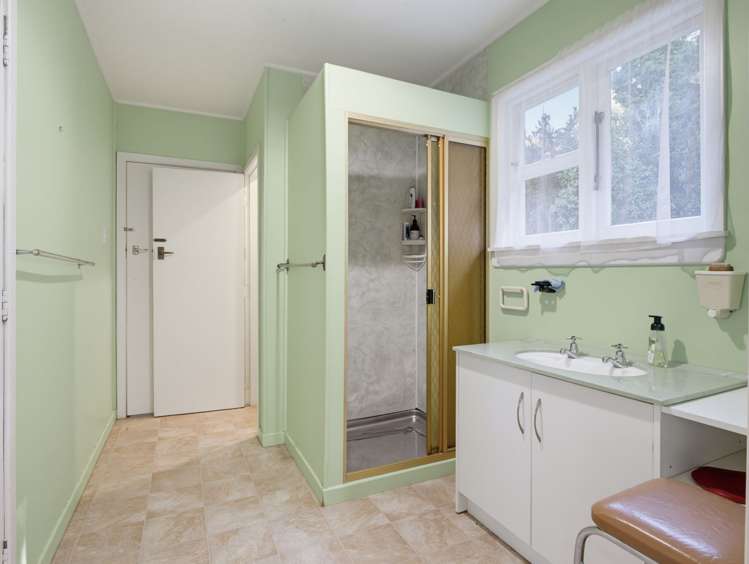 14 Wilson Road Pounawea_13
