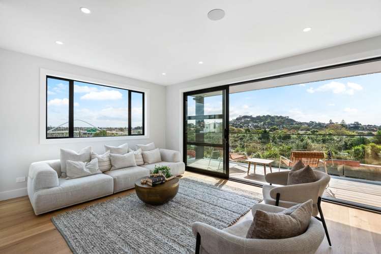 3/2 Valonia Street Mt Roskill_13