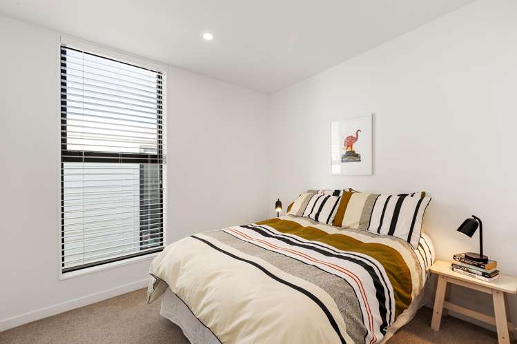 8/52 High Street Island Bay_11