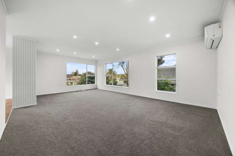 96 Reeves Road Pakuranga Heights_11