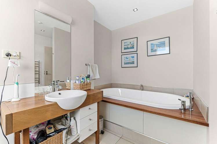 12/4 Buller Street New Plymouth Central_13