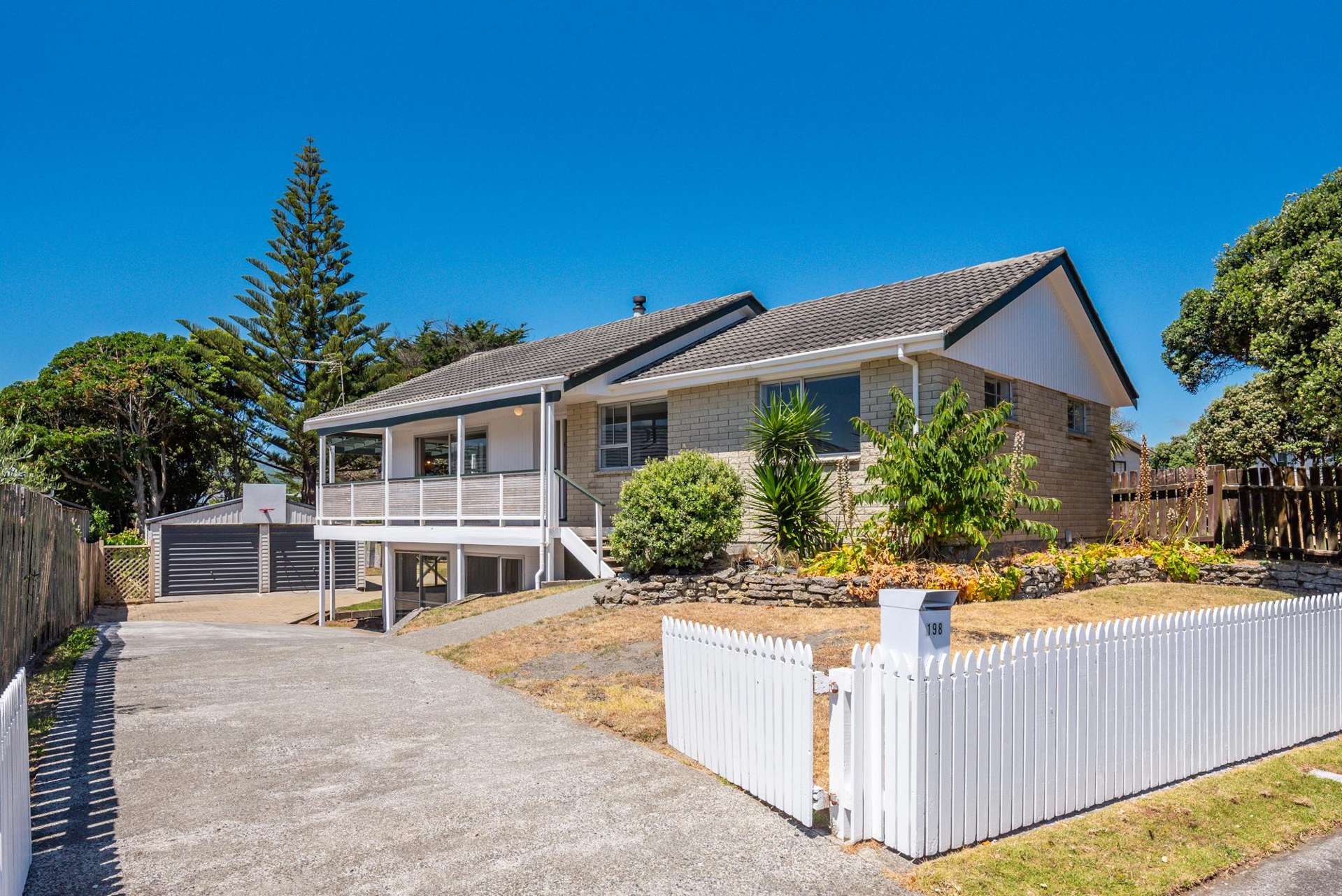 198 Tutere Street Waikanae Beach_0