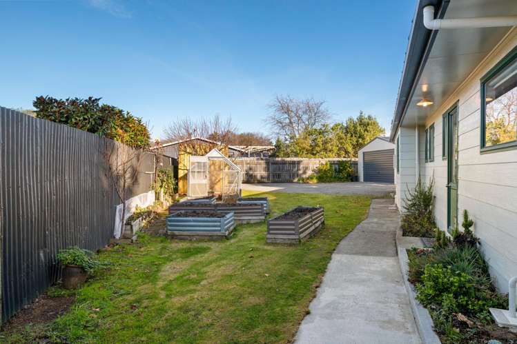 69 Inkerman Street Renwick_30