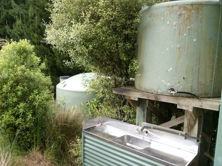 6 Dewe Road Catlins Surrounds_8