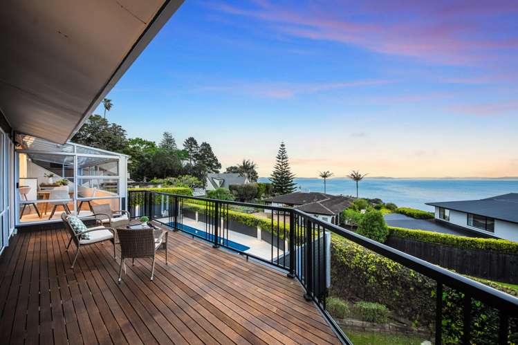 16 Burford Place Mellons Bay_13