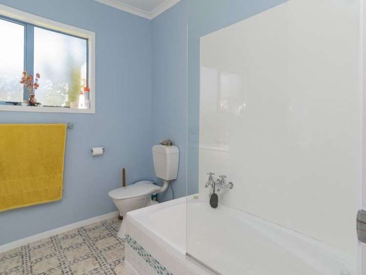 197 Carlyon Road Mahana_16