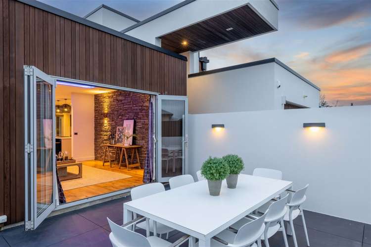 82 Burwood Road Burwood_7