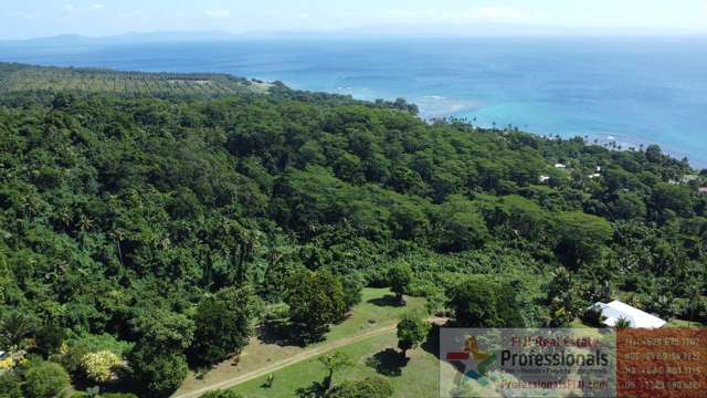 ️ Build Your Dream. Create Income. Own Paradise! Nearly half an acre hilltop lot in Matei, Taveuni