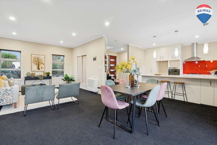 137 Endeavour Drive Whitby_6