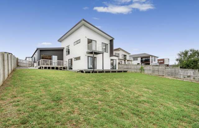 11 Whawhaki Road Beachlands_3