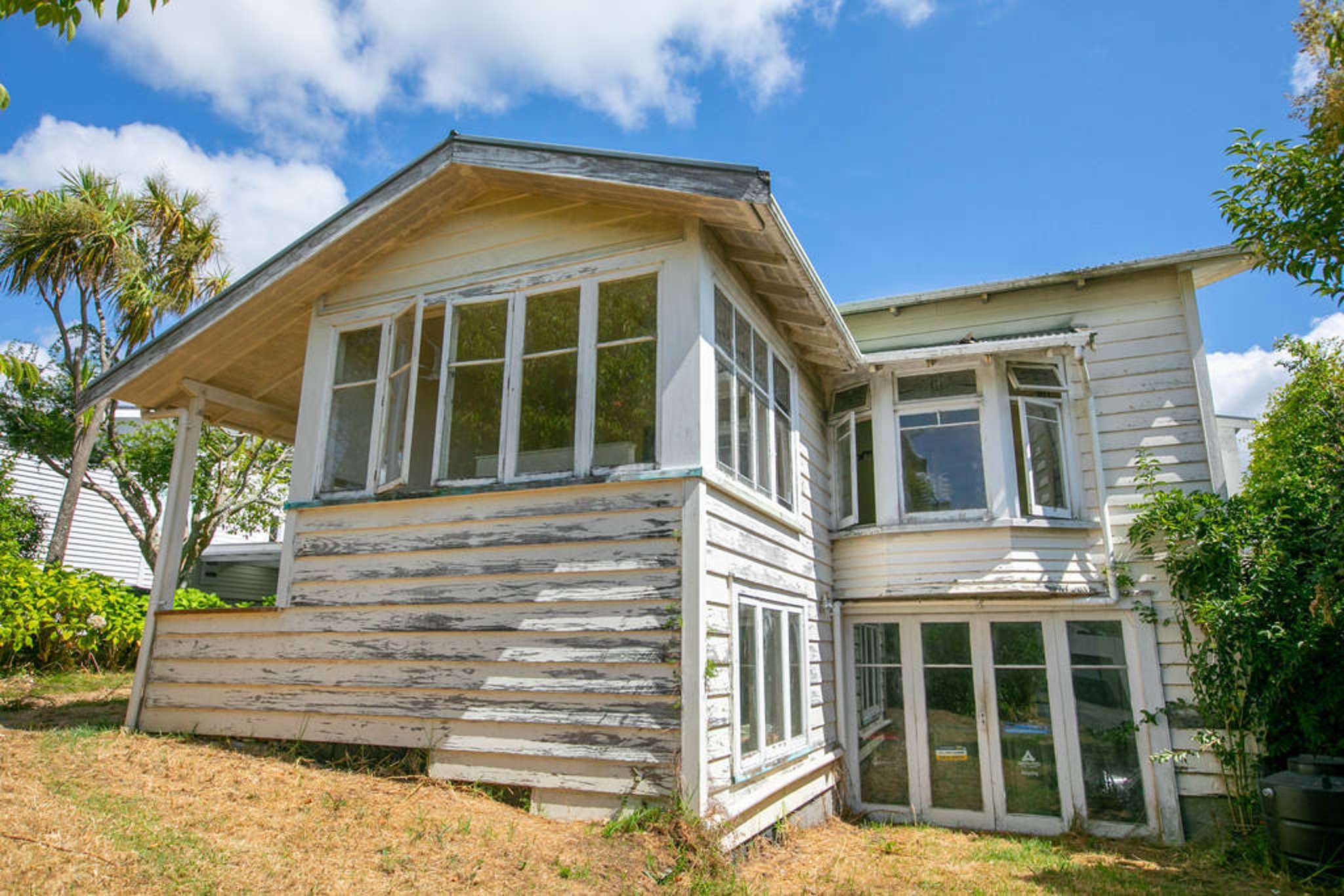 Run-down Auckland home sells for over $1.5m