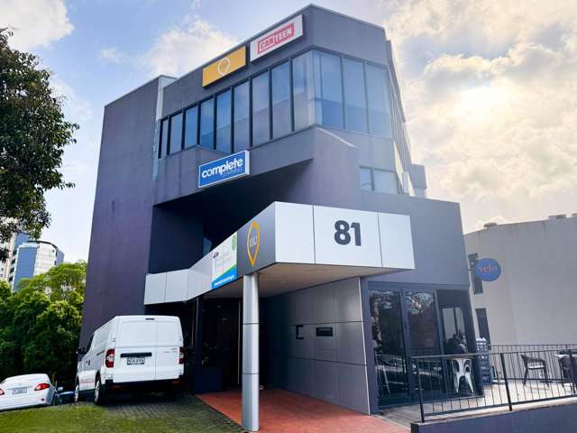 GRAFTON OFFICE WITH FIVE CAR PARKS INCLUDED