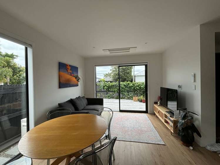 16B Hamurana Place Te Atatu Peninsula_7