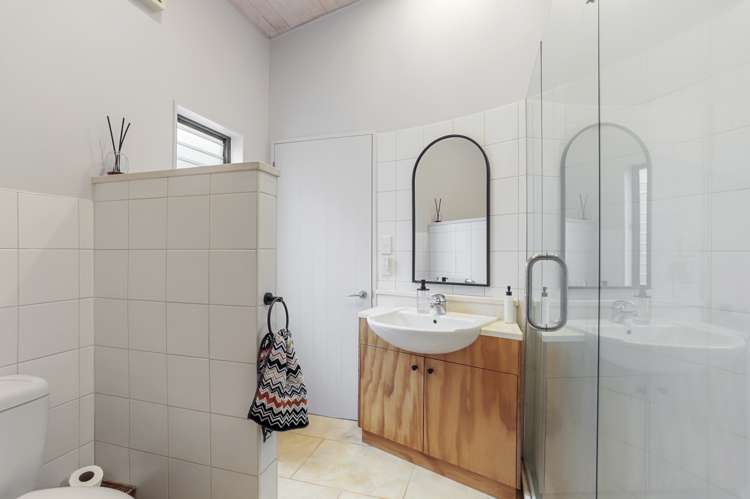 78 Tanekaha Road Titirangi_24