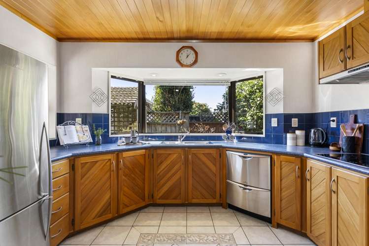 3 Comeskey Grove Elderslea_14