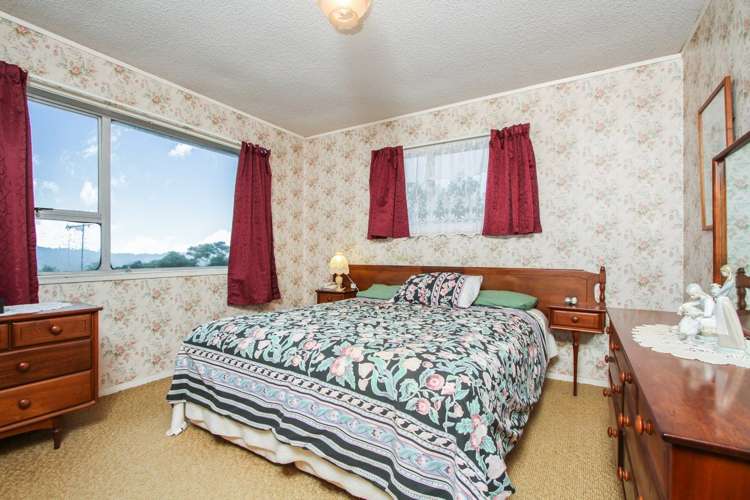 5 Puketitiro Street Glen Eden_10