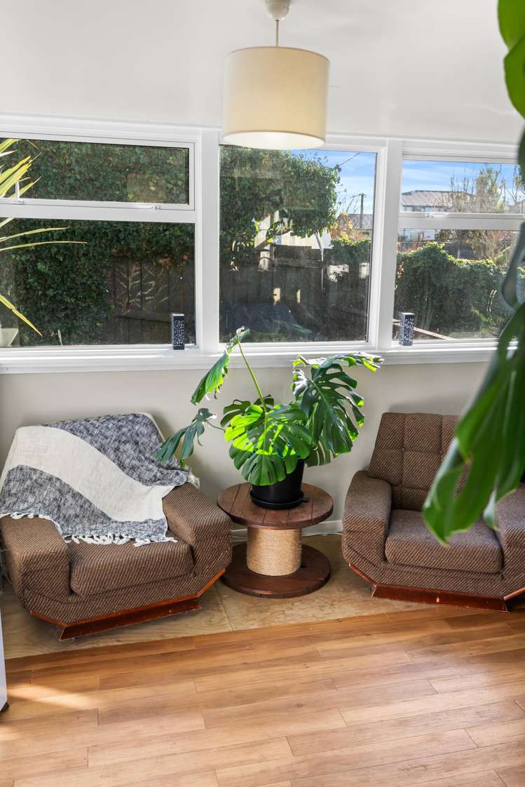 114 Wildberry Street Woolston_29