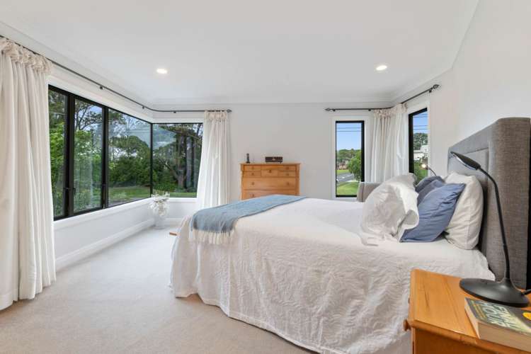 106 Uxbridge Road Mellons Bay_18