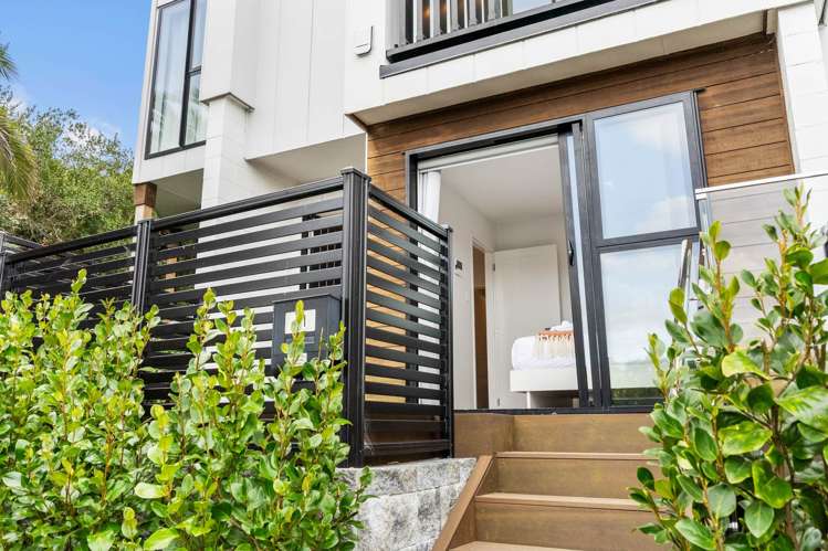 11/32 Karori Crescent Orakei_23