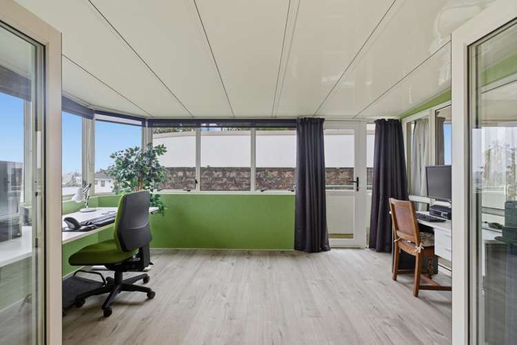 26C Western Road Bellevue_9