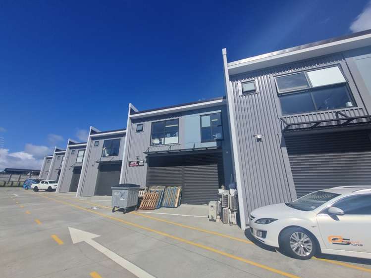 13/8 Laurenson Road Hobsonville_2