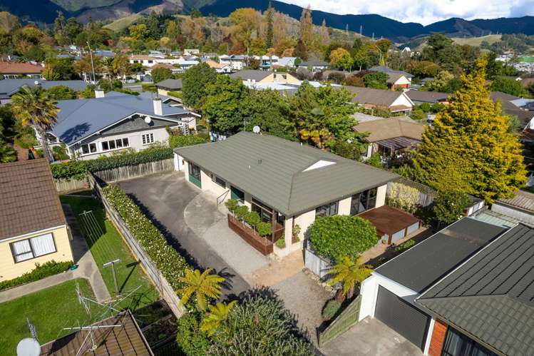 2/63 Neale Avenue Stoke_29