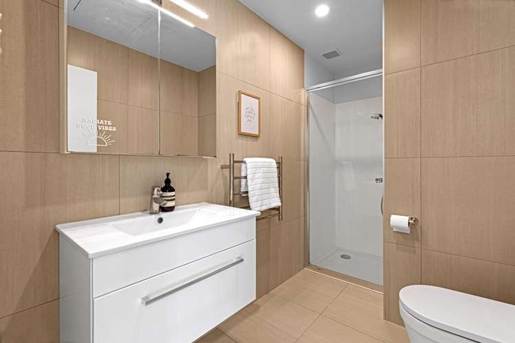 207/165 Lake Road Northcote_12