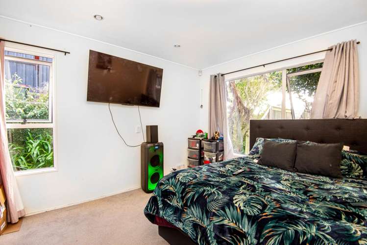 89 Kahu Road Paremata_17