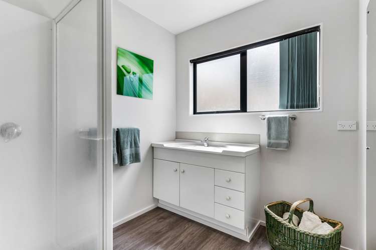 86 Wade River Road Stanmore Bay_26