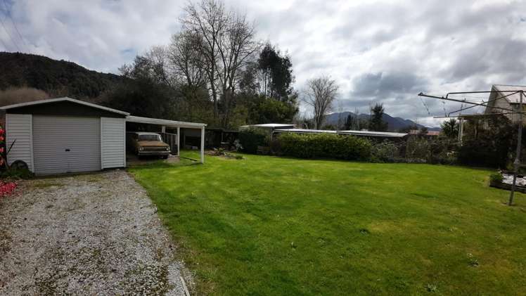 136 Fairfax Street Murchison_13