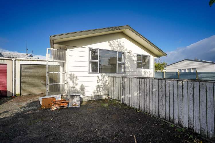 42B Burns Avenue Takaro_1