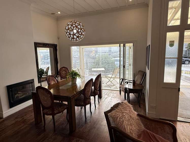 508 Eastbourne Street West Hastings Central_11