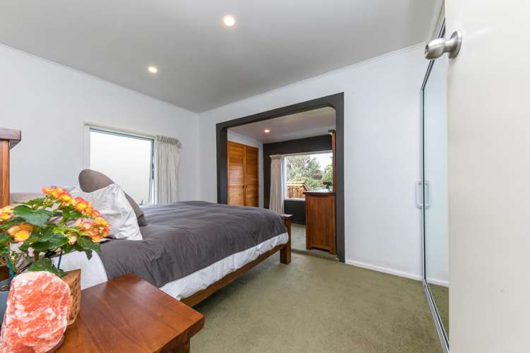 15 Warwick Avenue Titirangi_7