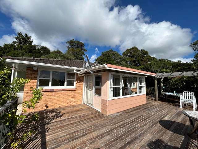 453 Scenic Drive Waiatarua_4