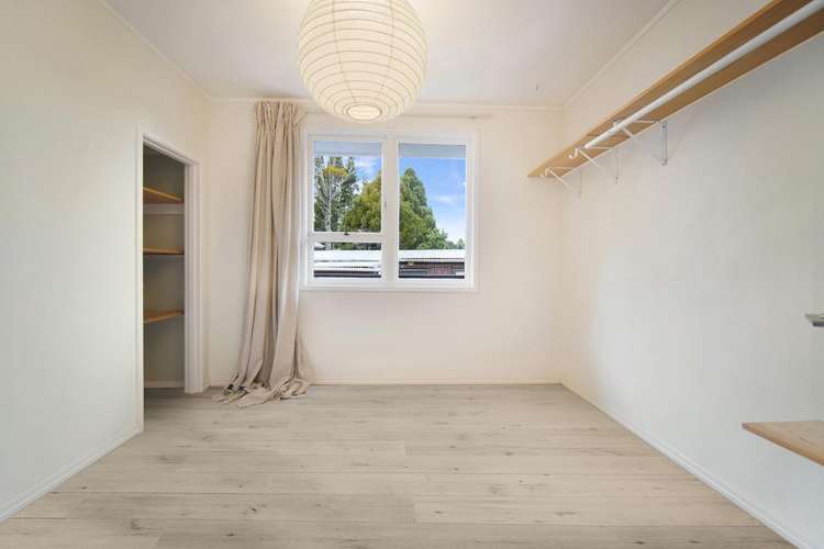 200 Godley Road 11422_7